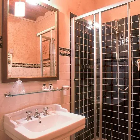 B&B Palazzo Al Torrione San Gimignano Buitenkant foto
