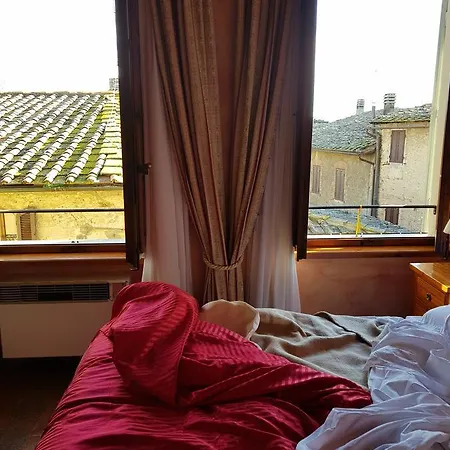 B&B Palazzo Al Torrione San Gimignano Buitenkant foto