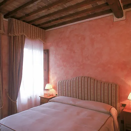 B&B Palazzo Al Torrione San Gimignano Buitenkant foto